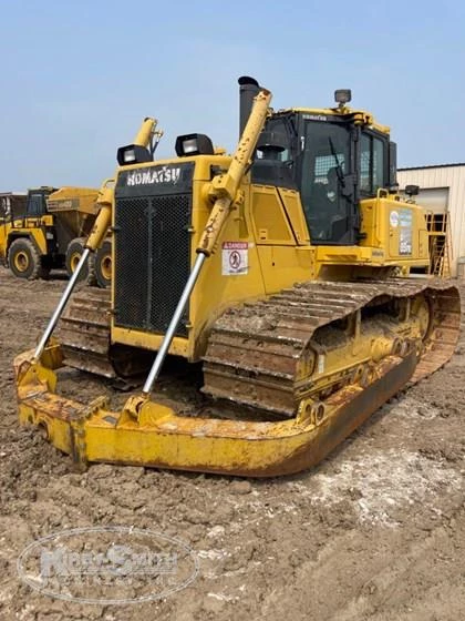 Used Komatsu Bulldozer